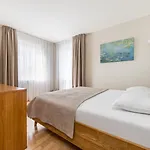 Palangos Homestay *
