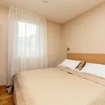 Homestay Palangos *