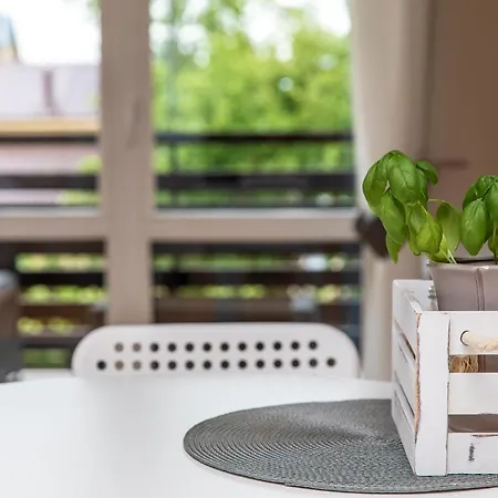 ホームステイ Palangos