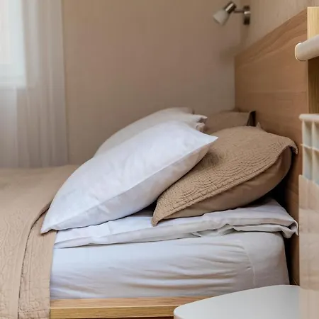 Alloggio in famiglia Palangos *